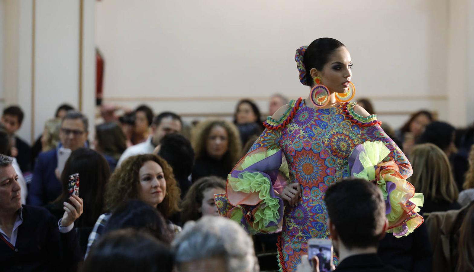 El desfile de trajes de flamenca de Andrew Pocrid, en imágenes