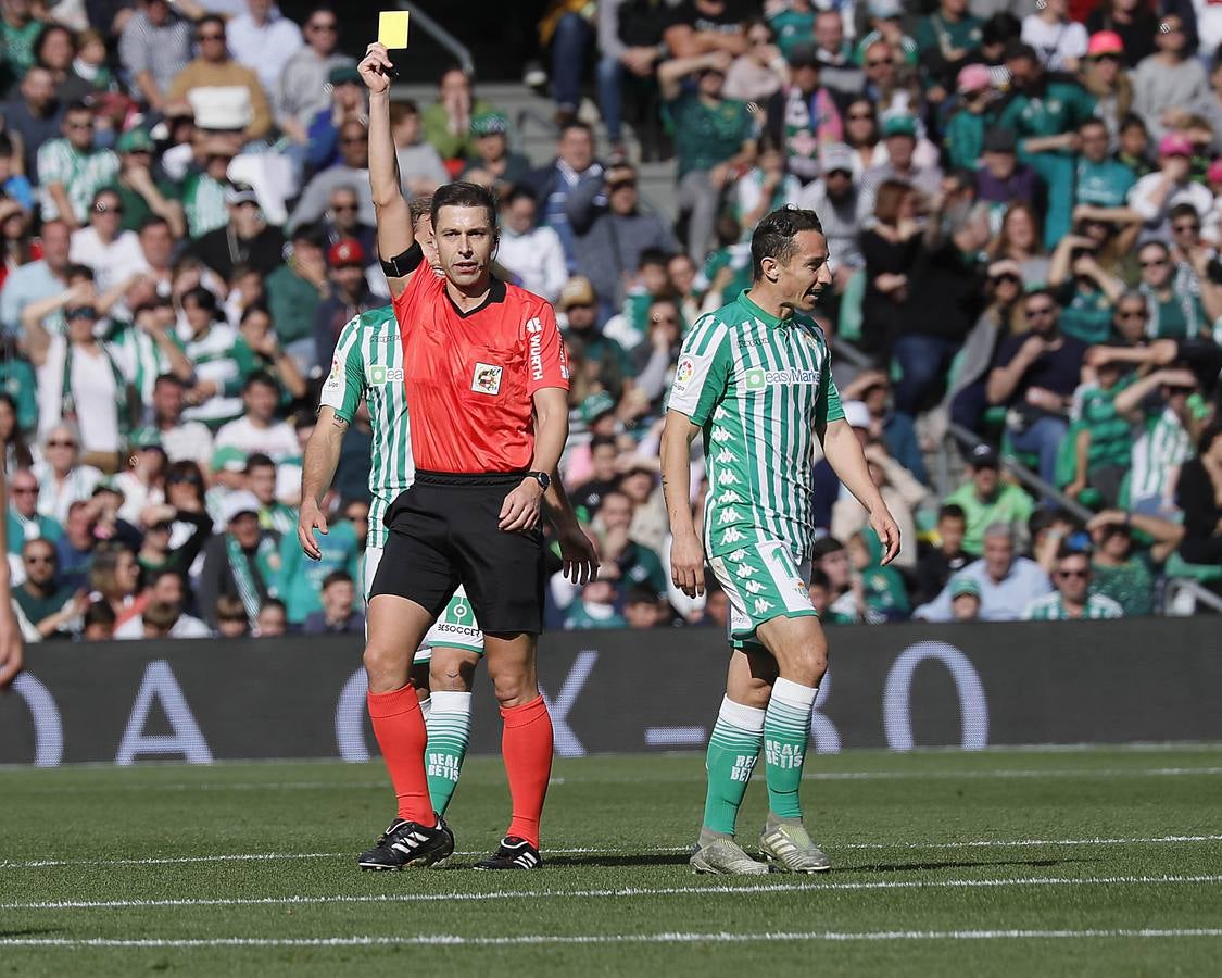 En imágenes, la victoria del Real Betis ante la Real Sociedad en el Villamarín