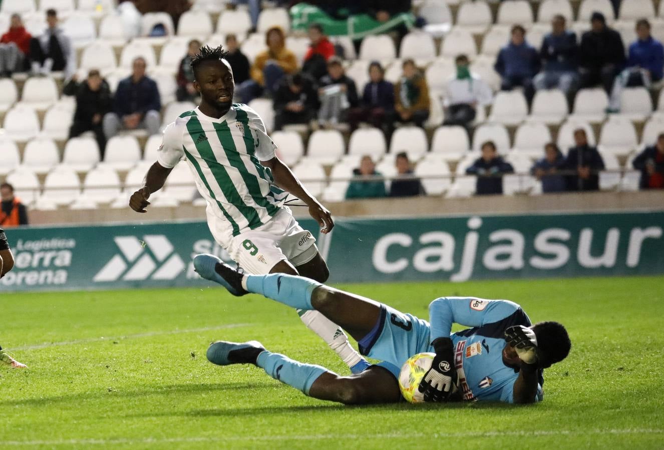 Las mejores jugadas del Córdoba CF-Villarrubia, en imágenes