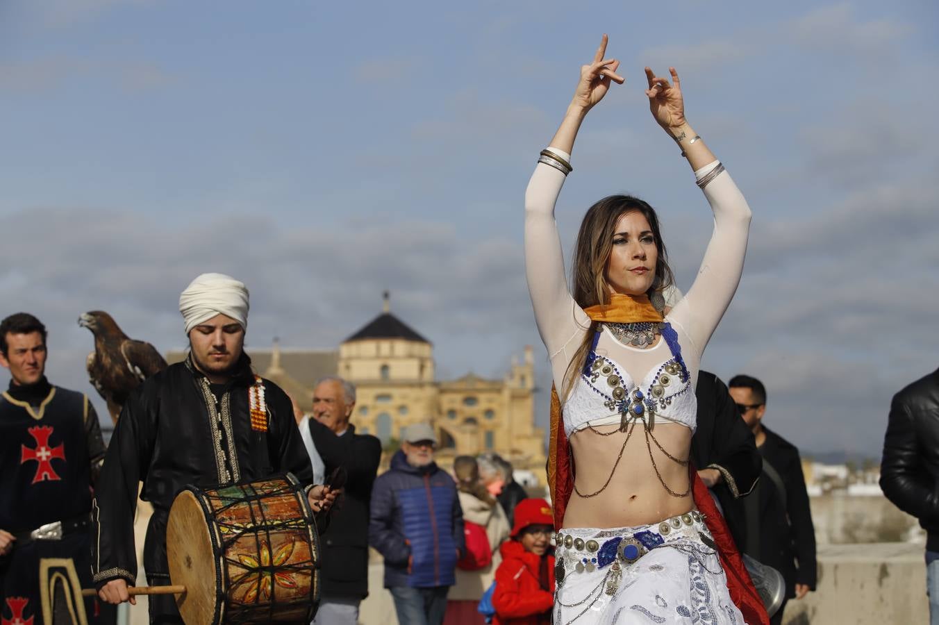 El primer días del Mercado de las Tres Culturas de Córdoba, en imágenes