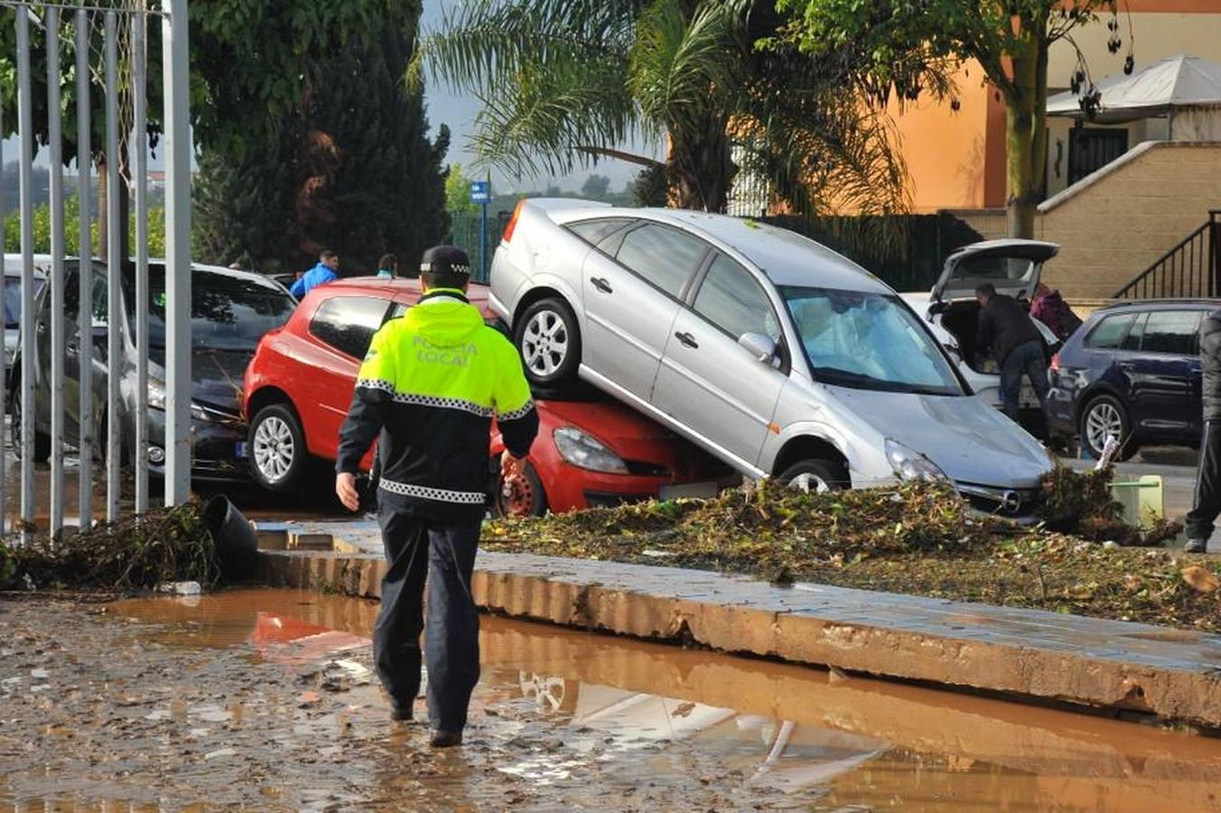 Así ha devastado una brutal tromba de agua la localidad malagueña de Campanillas