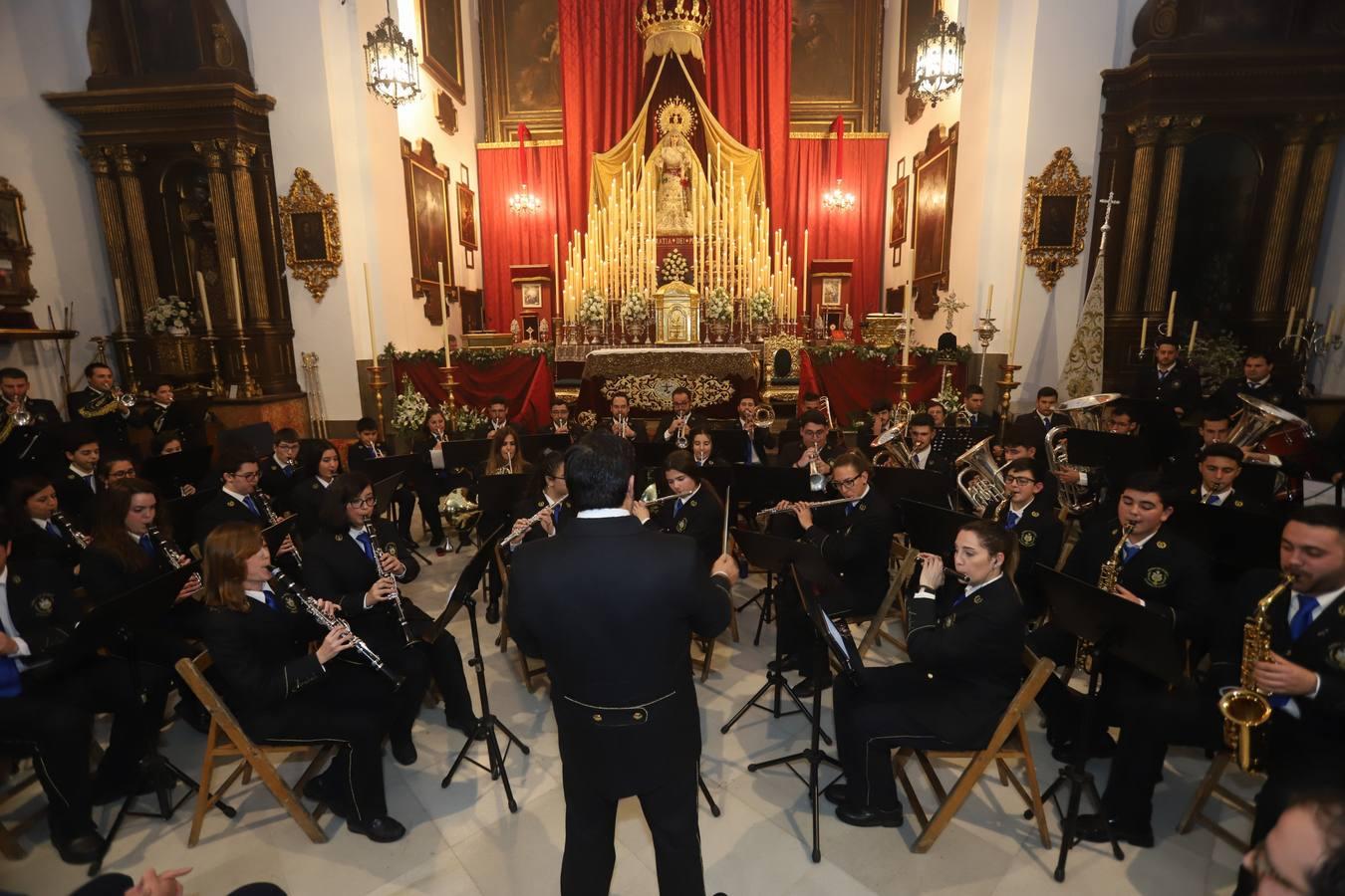 El estreno de la marcha de la coronación de la Paz de Córdoba, en imágenes