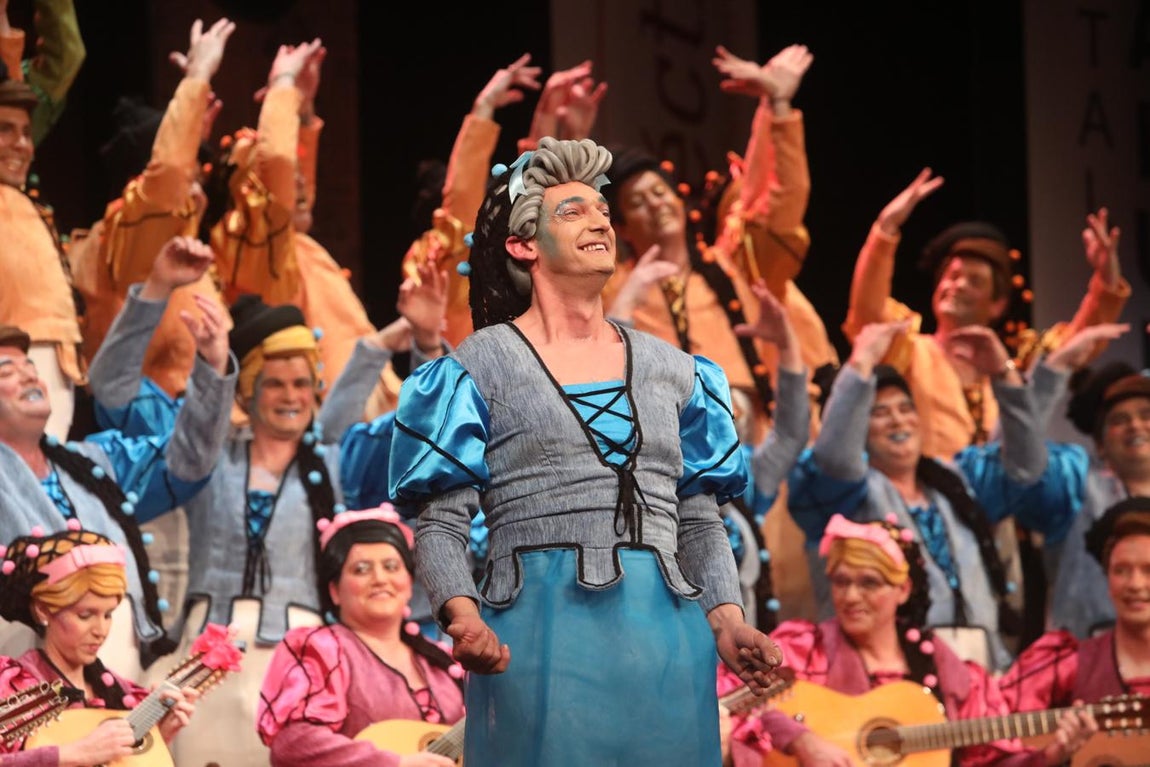 FOTOS: Coro Manos arriba en el COAC 2020