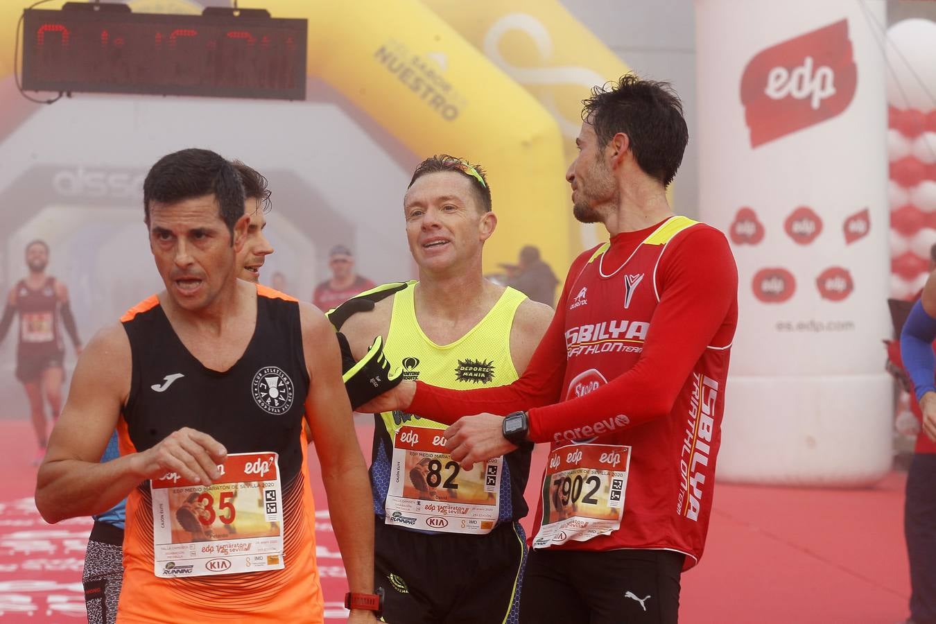 ¿Has corrido la Media Maratón de Sevilla? ¡Búscate aquí! (VII)