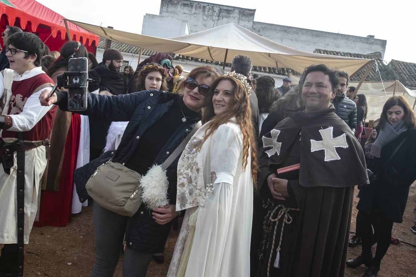 La última jornada del Mercado de las Tres Culturas, en imágenes