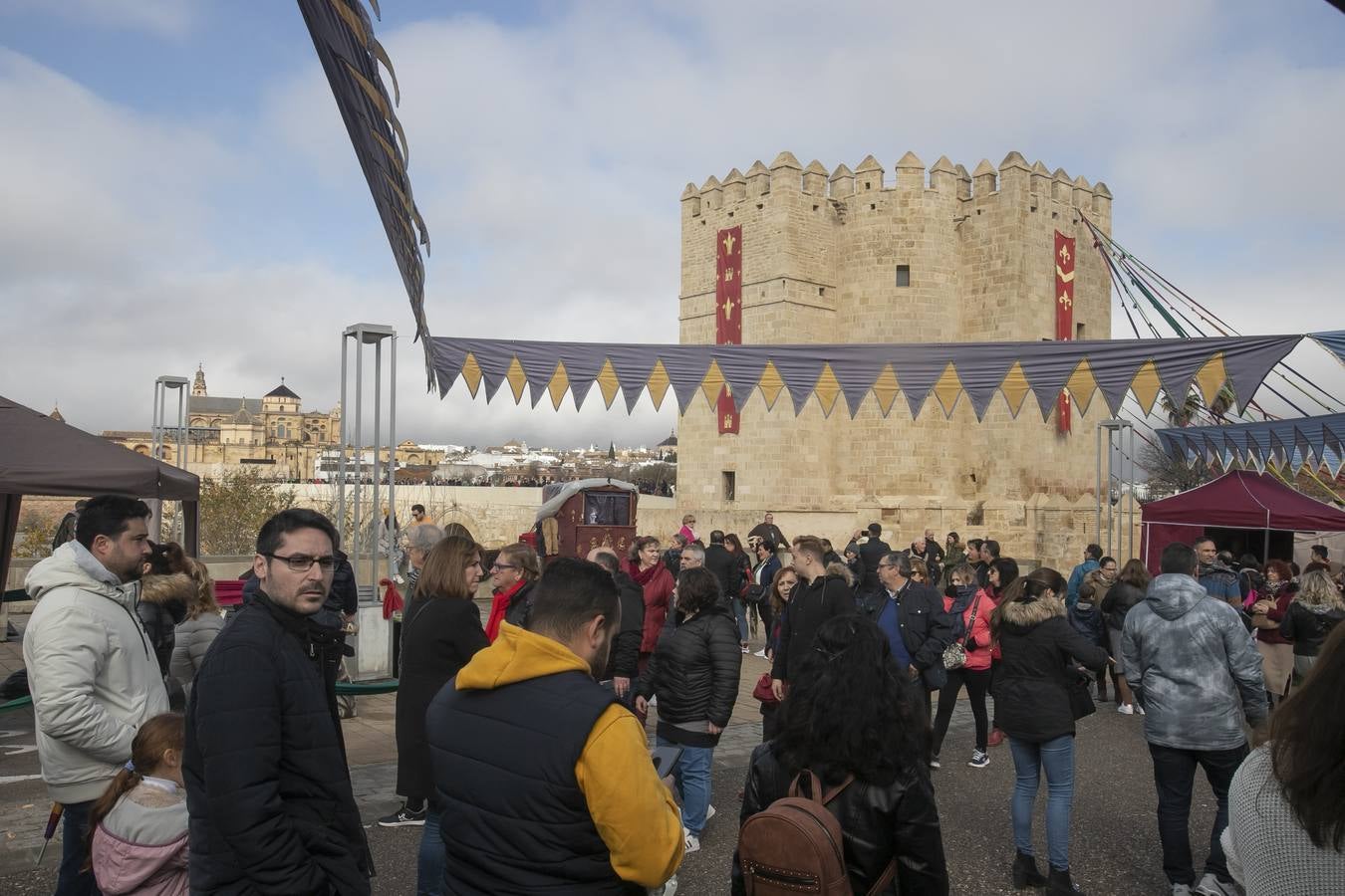 La última jornada del Mercado de las Tres Culturas, en imágenes