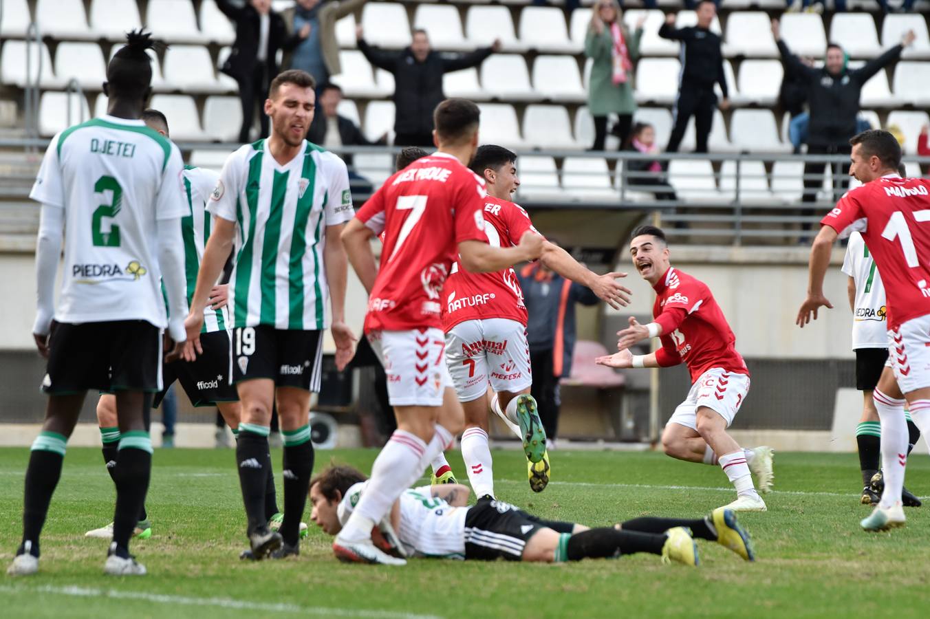 El Real Murcia-Córdoba CF, en imágenes