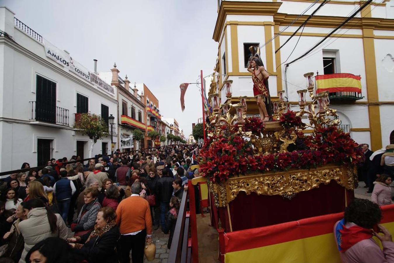 En imágenes: Encierros en la Puebla del Río con Lopera como protagonista