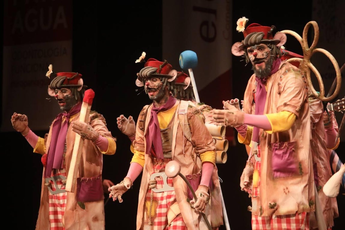 FOTOS: Comparsa Los del vertedero en el COAC 2020