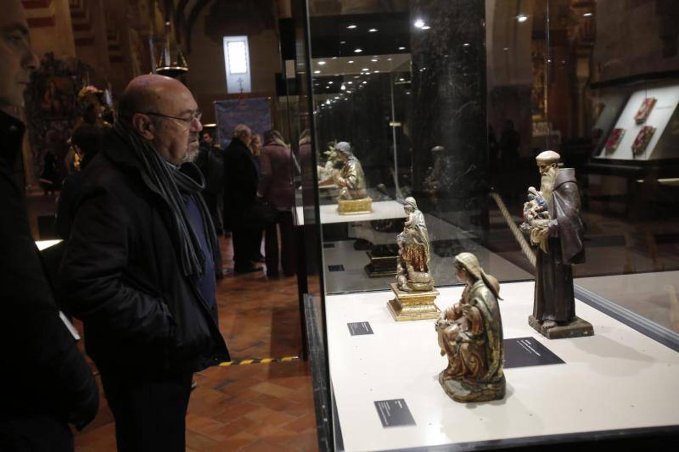 La exposición de la Paz de Córdoba sobre la Divina Pastora, en imágenes