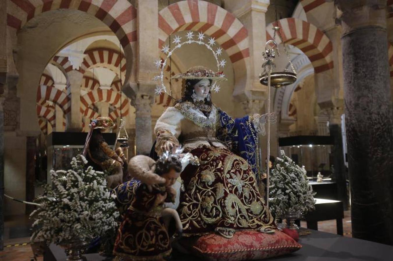 La exposición de la Paz de Córdoba sobre la Divina Pastora, en imágenes