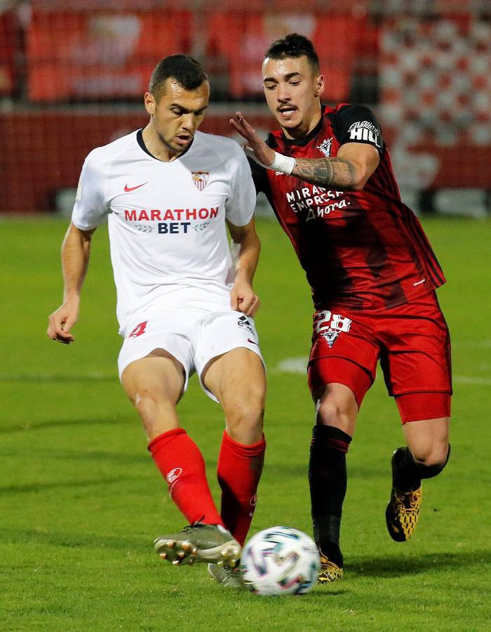 La eliminación del Sevilla de la Copa ante el Mirandés, en imágenes