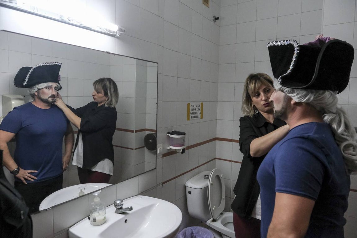 FOTOS: Así se prepara la &#039;Chusma selecta&#039; de Martínez Ares antes del Falla. COAC 2020