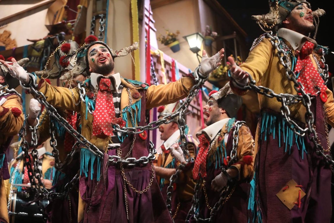 FOTOS: Comparsa Los Encaidenaos en el COAC 2020