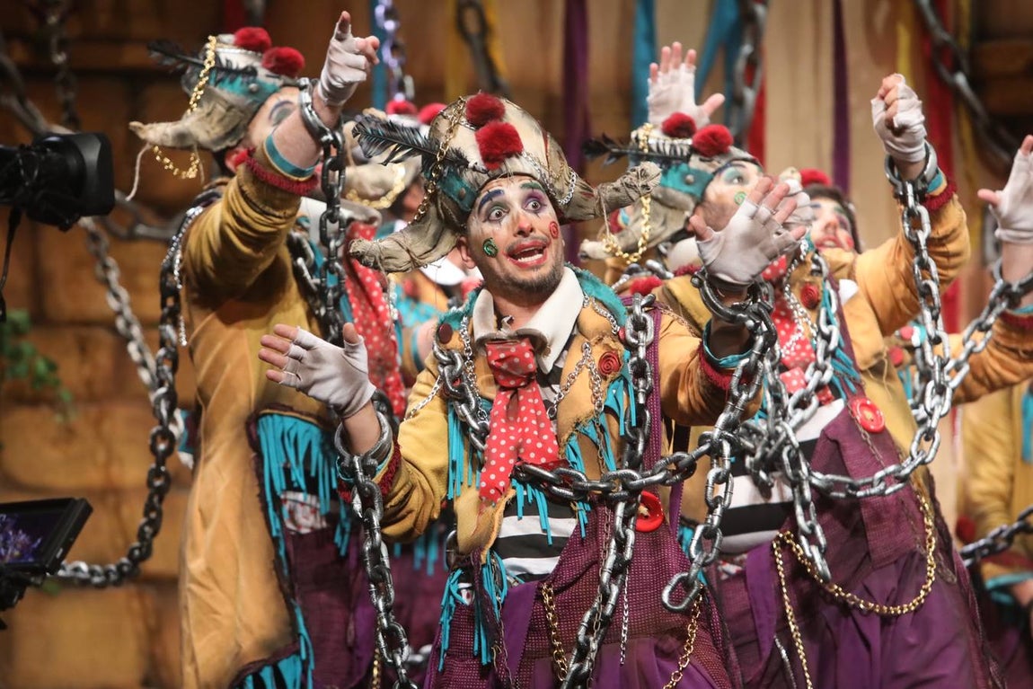 FOTOS: Comparsa Los Encaidenaos en el COAC 2020