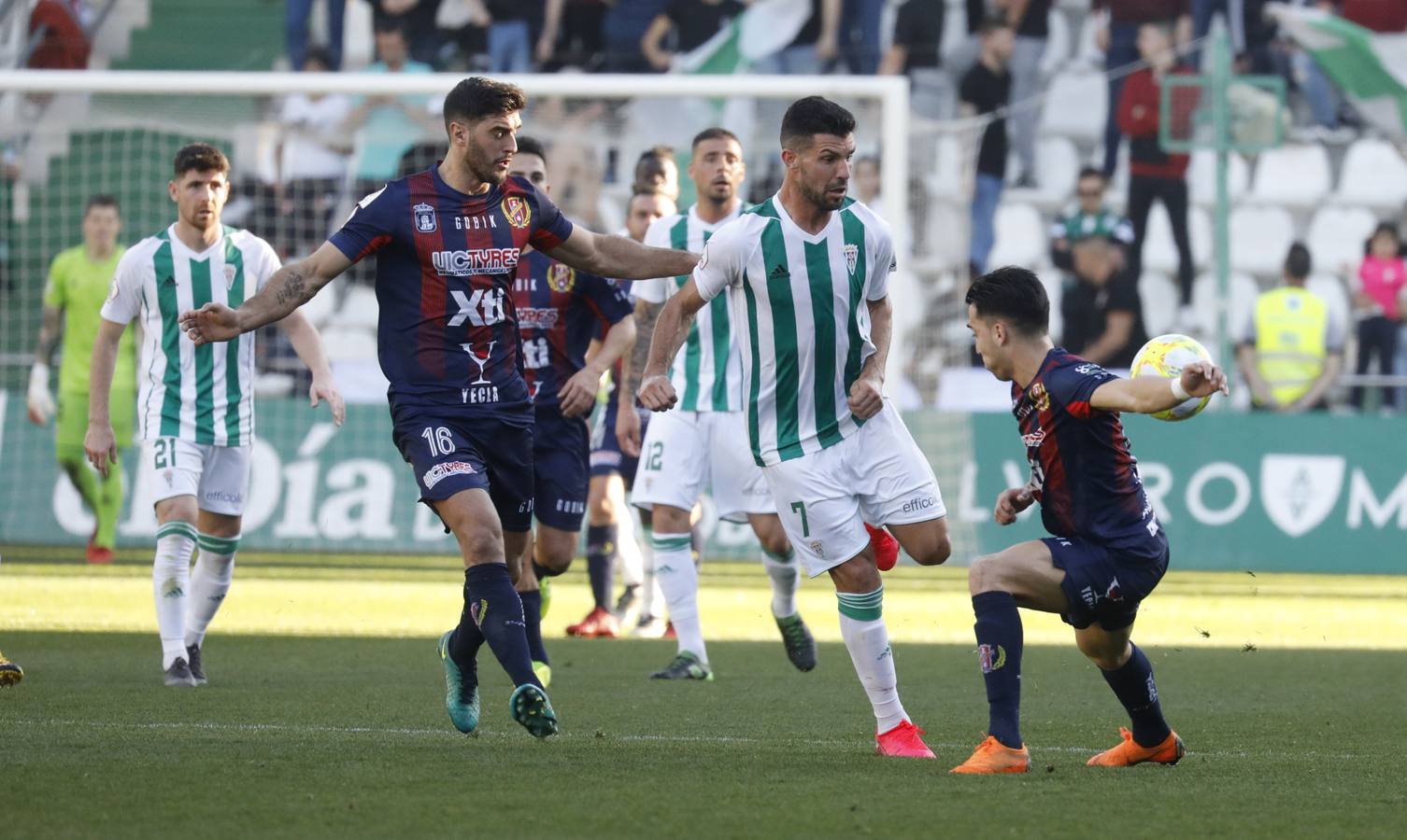 Las mejores jugadas del Córdoba CF-Yeclano, en imágenes