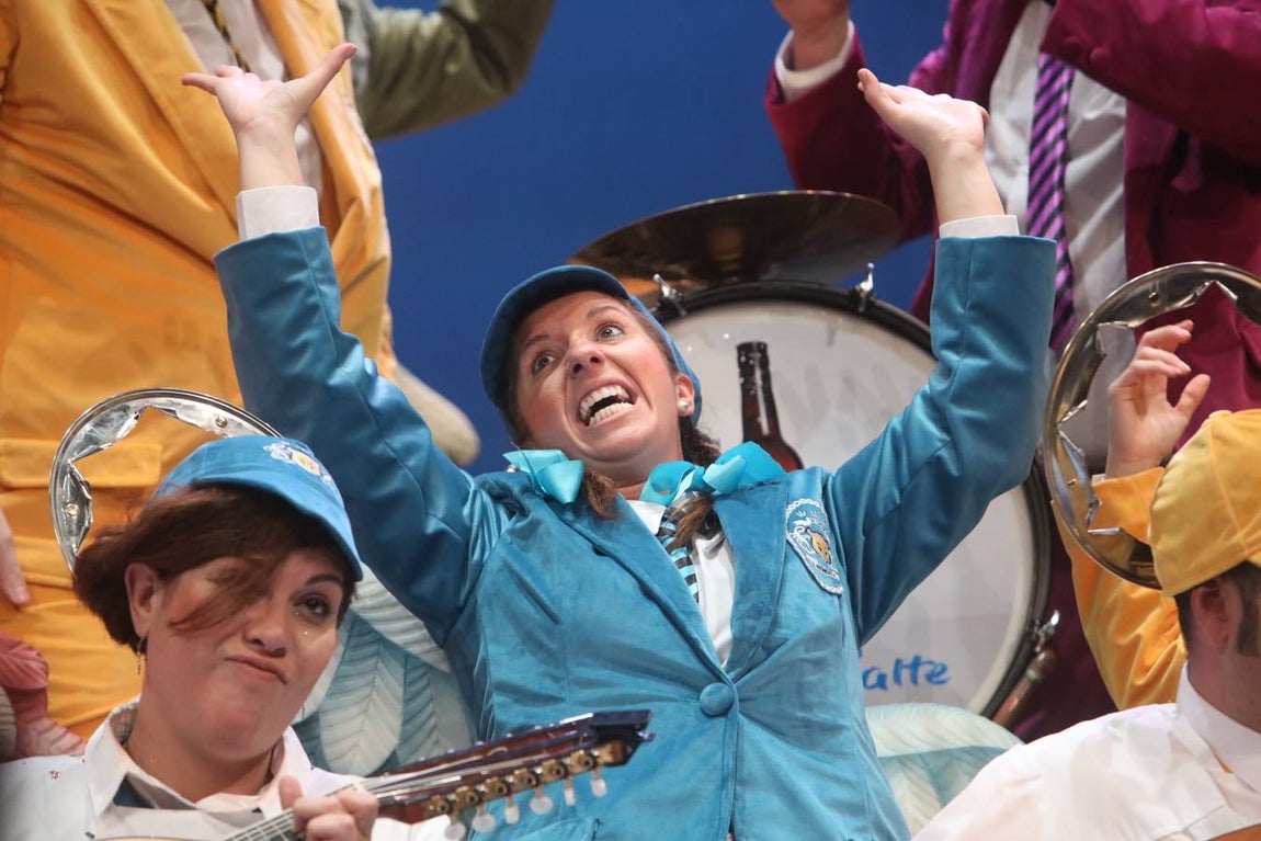 FOTOS: Coro de Procopio y El Chapa &#039;Gloria bendita&#039; en el COAC 2020