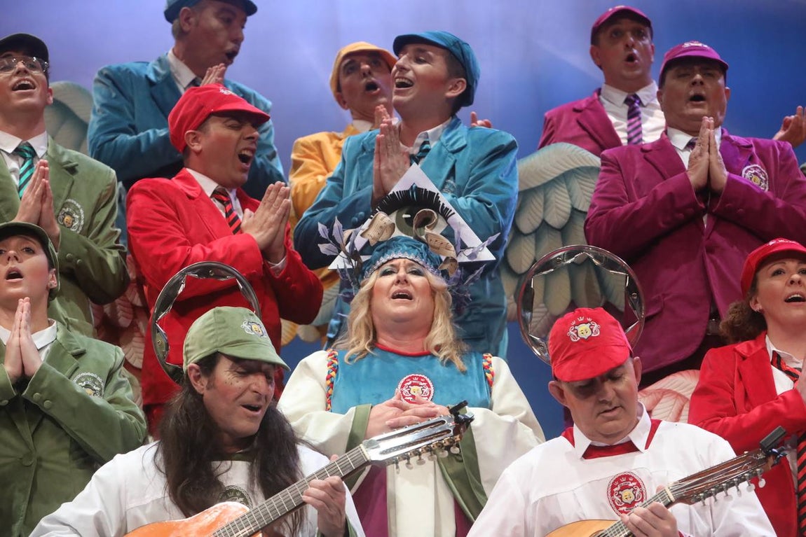 FOTOS: Coro de Procopio y El Chapa &#039;Gloria bendita&#039; en el COAC 2020