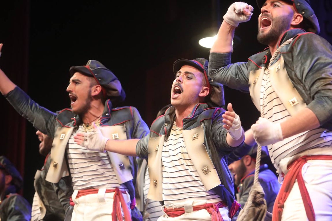 FOTOS: Comparsa Los Pacientes en el COAC 2020