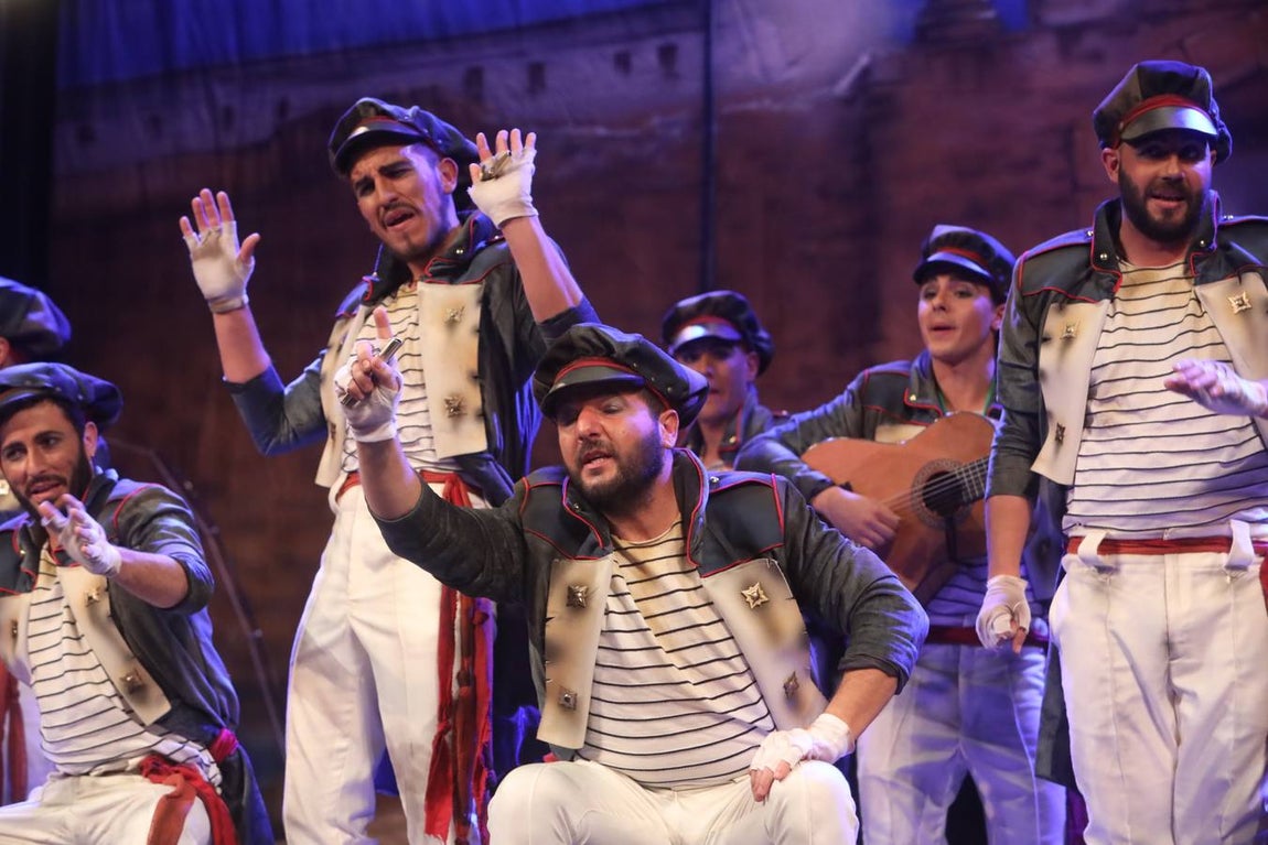 FOTOS: Comparsa Los Pacientes en el COAC 2020