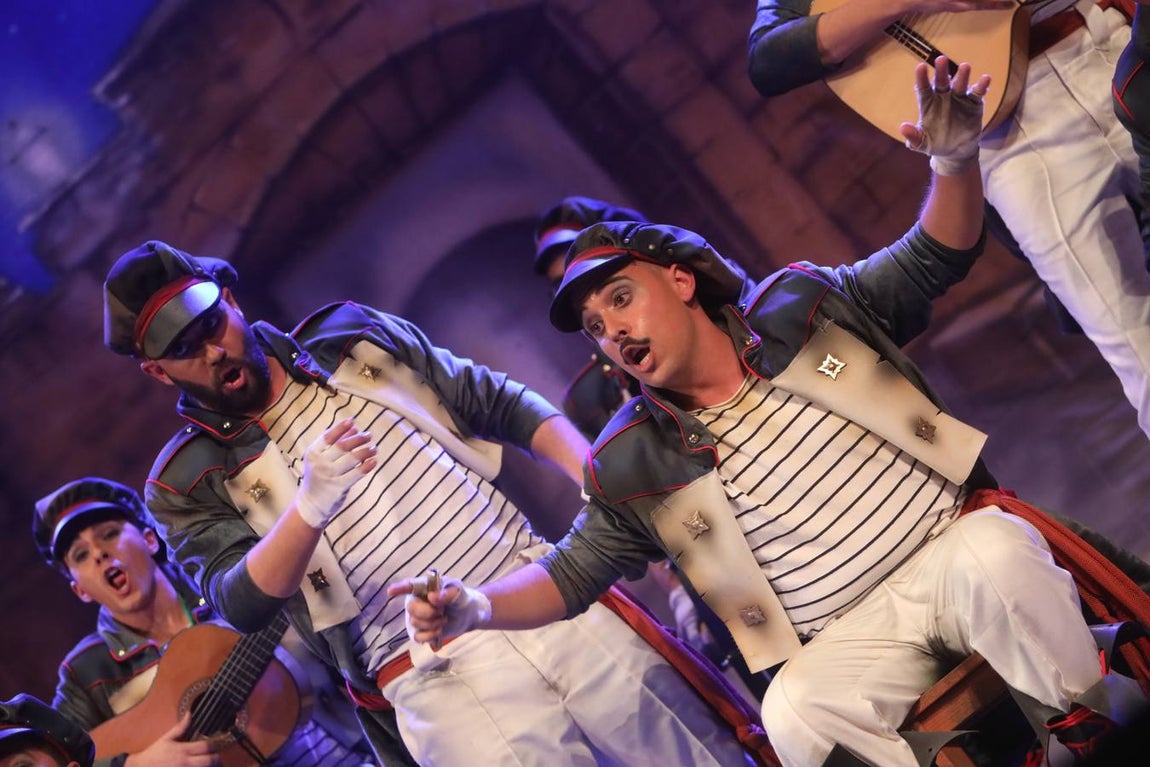 FOTOS: Comparsa Los Pacientes en el COAC 2020