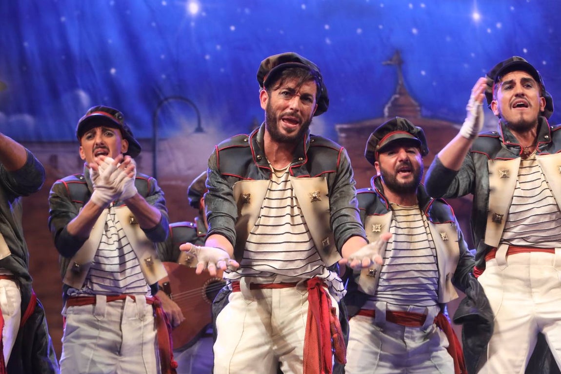 FOTOS: Comparsa Los Pacientes en el COAC 2020