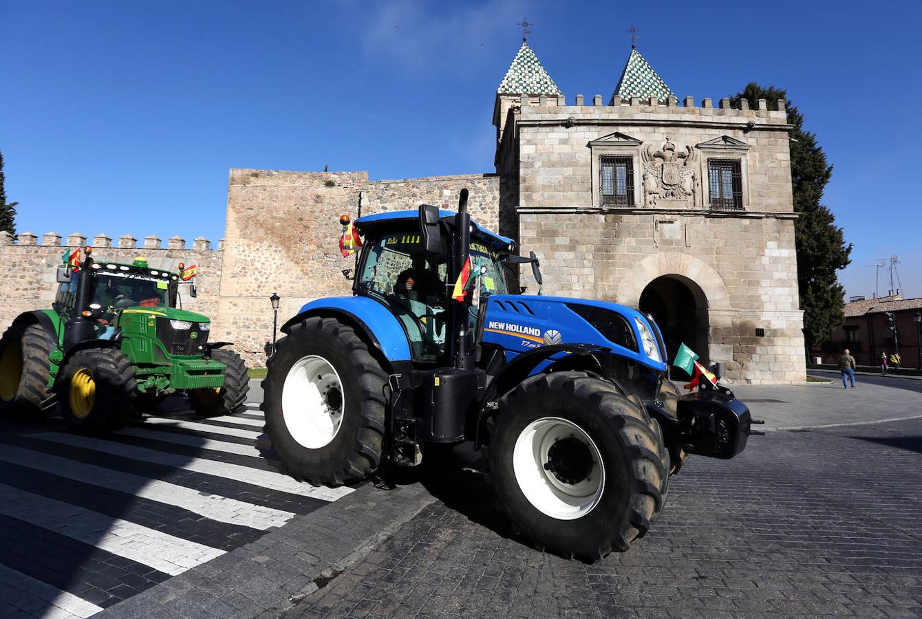 Las imágenes de la multitudinaria protesta de los agricultores y ganaderos en Toledo