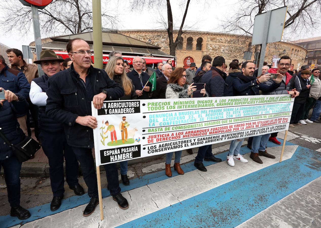 Las imágenes de la multitudinaria protesta de los agricultores y ganaderos en Toledo