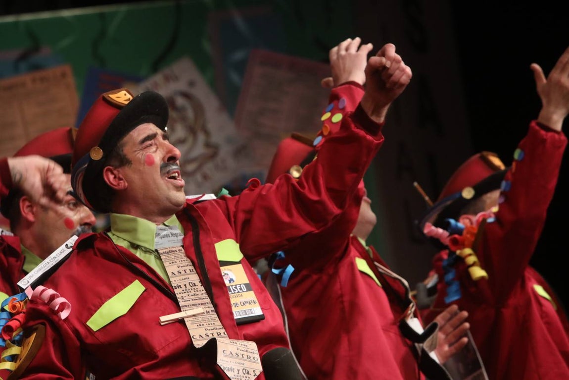 FOTOS: Chirigota Noche en el museo en el COAC 2020