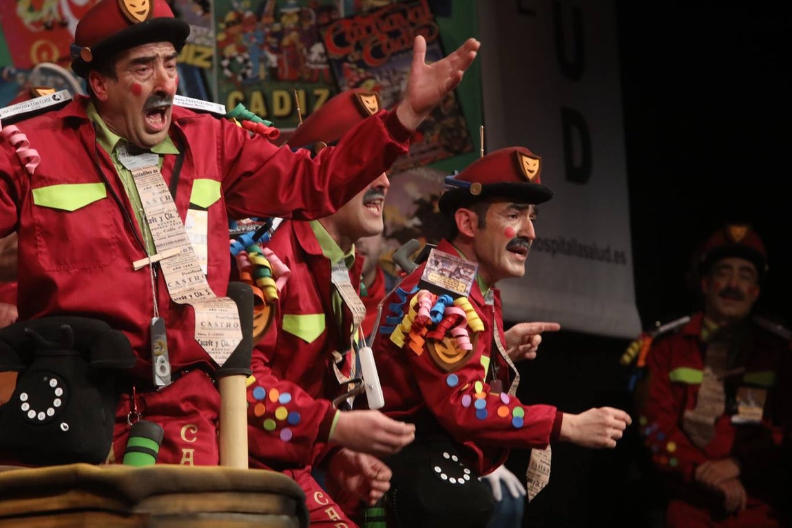 FOTOS: Chirigota Noche en el museo en el COAC 2020