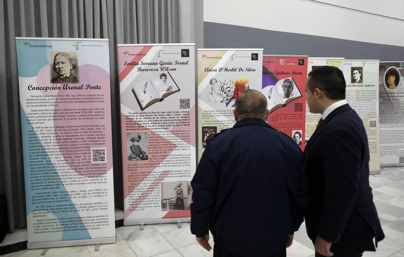 La exposición de las pioneras del 98, en imágenes