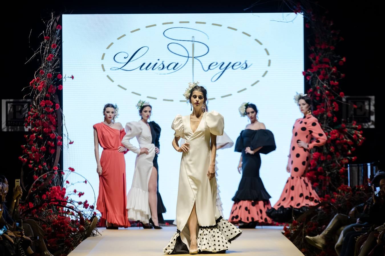 FOTOS: Desfile Volantes de Cádiz en la Pasarela Flamenca de Jerez