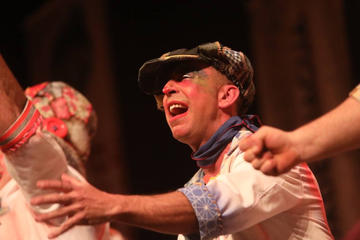 FOTOS: Comparsa Los tocaos del ala en el COAC 2020