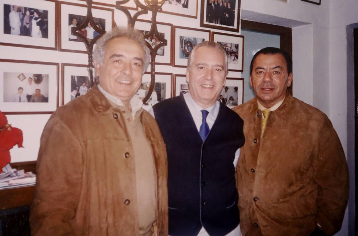 Antonio Romero Monge y Rafael Ruiz Perdigones, Los del Río. 