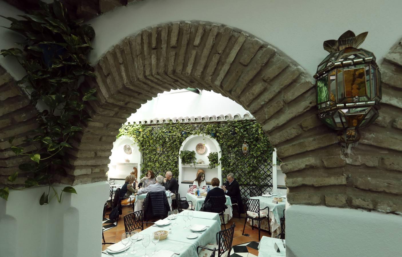 El Churrasco, templo de la cocina tradicional de Córdoba, en imágenes