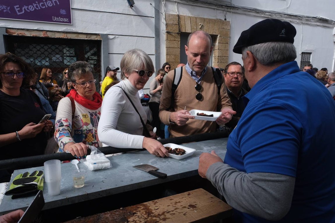 Gran ambiente en La Viña ante la celebración de la Erizada