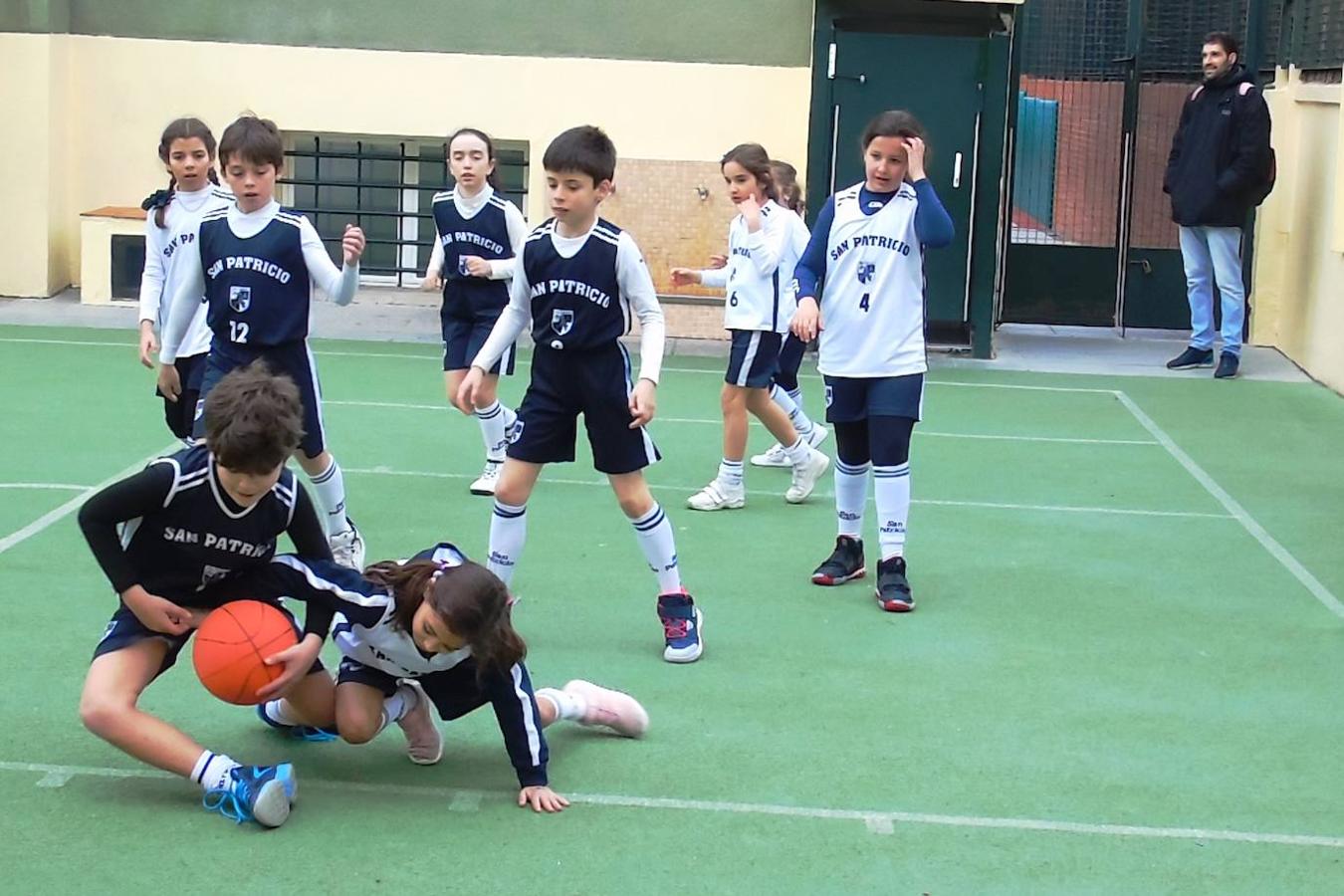 Las mejores imágenes del partido de baloncesto