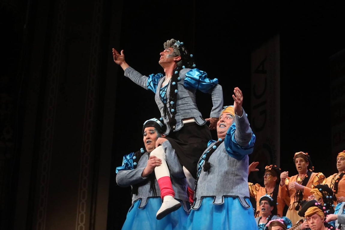 FOTOS: Coro Manos arriba en el COAC 2020