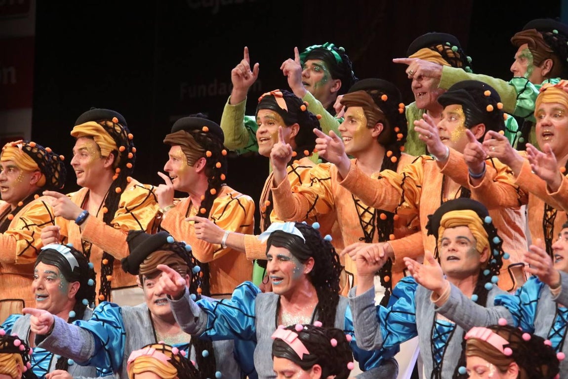 FOTOS: Coro Manos arriba en el COAC 2020