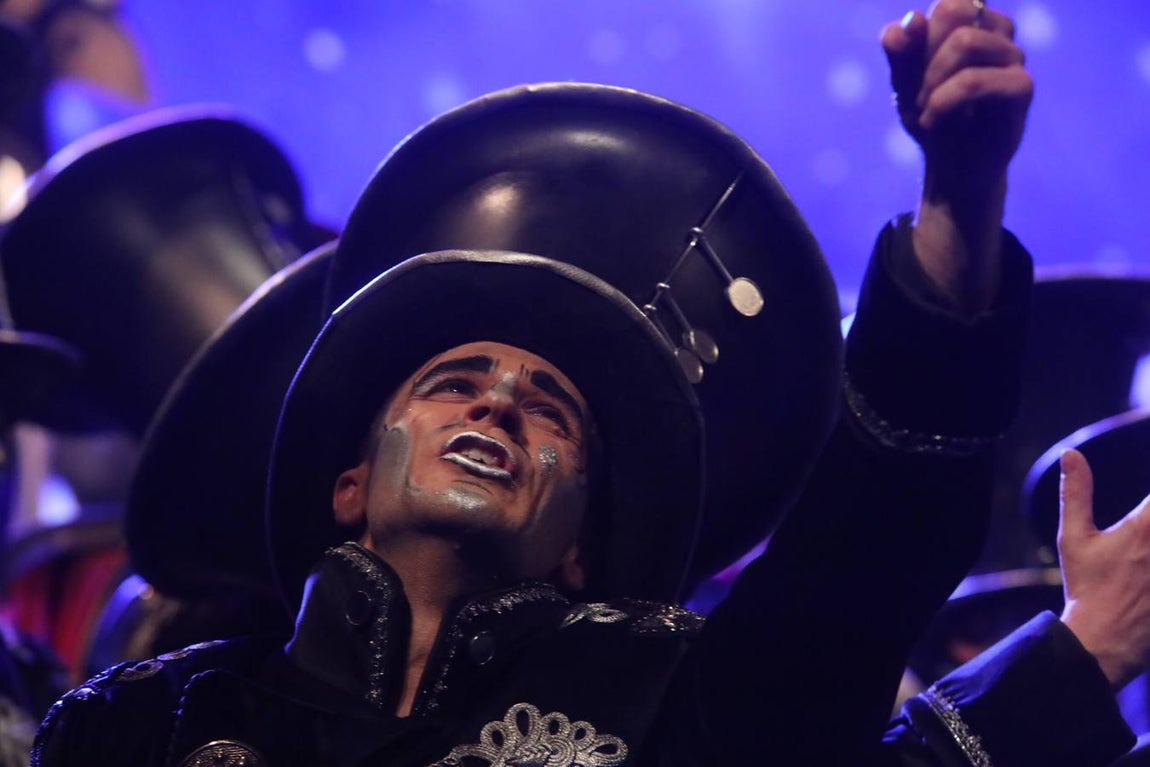 FOTOS: Coro de Julio Pardo &#039;Tócame&#039; en el COAC 2020