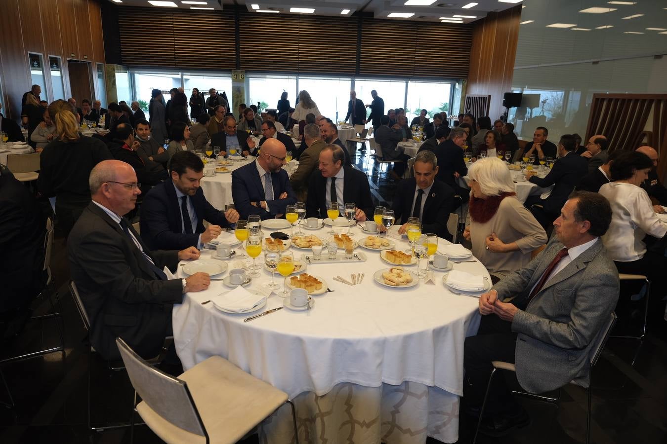 FOTOS: Javier Herrador, en &#039;La Mirada económica&#039; de La Voz de Cádiz y ABC