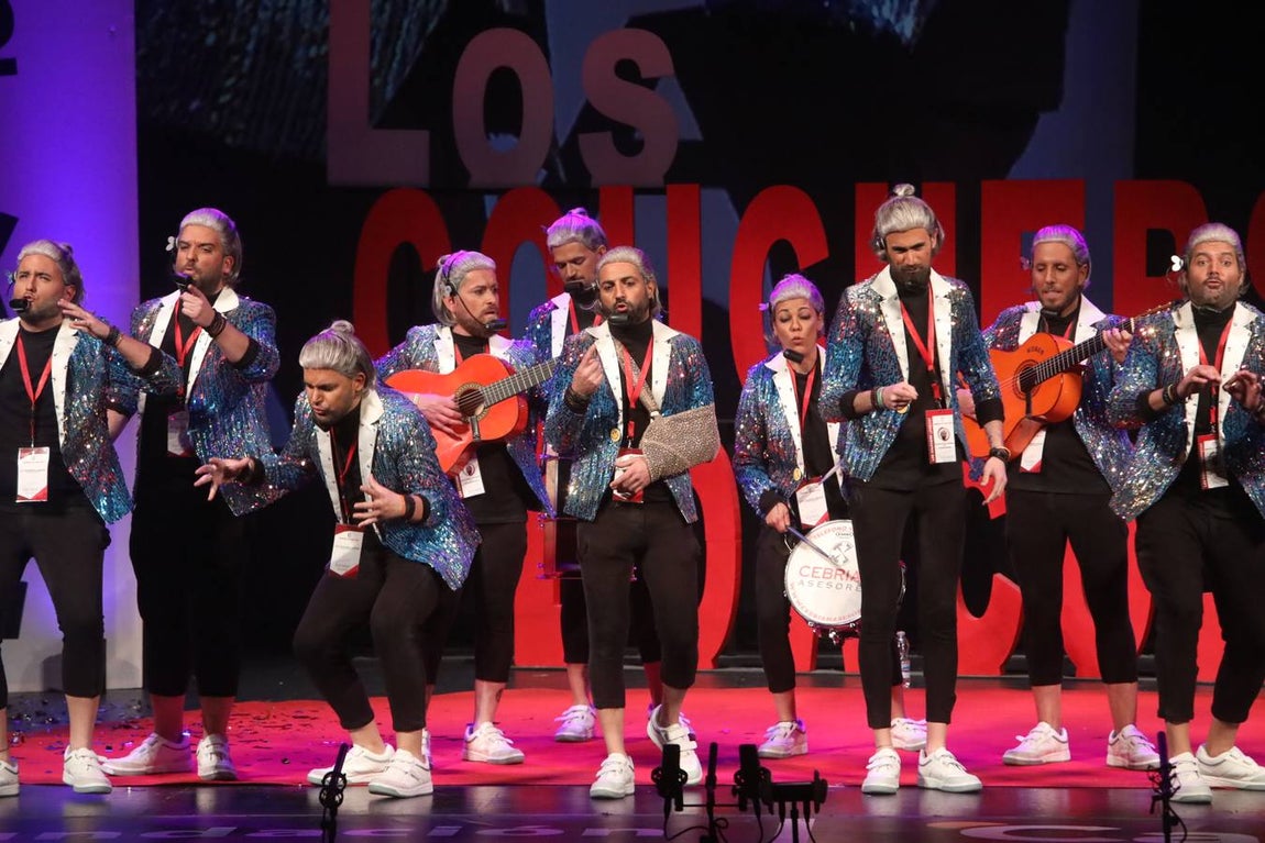 FOTOS: Chirigota de Bizcocho &#039;Los couchers lowcost&#039; en el COAC 20202