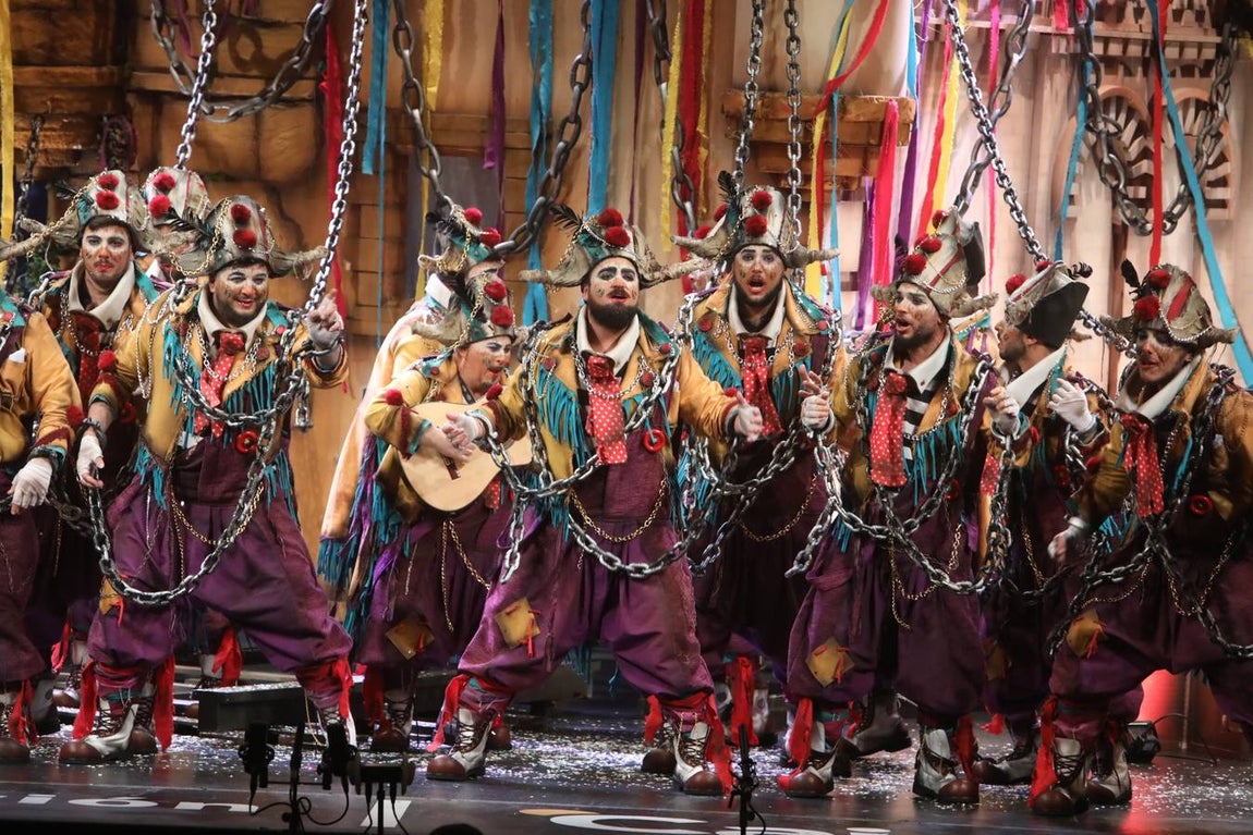 FOTOS: Comparsa Los Encaidenaos en el COAC 2020