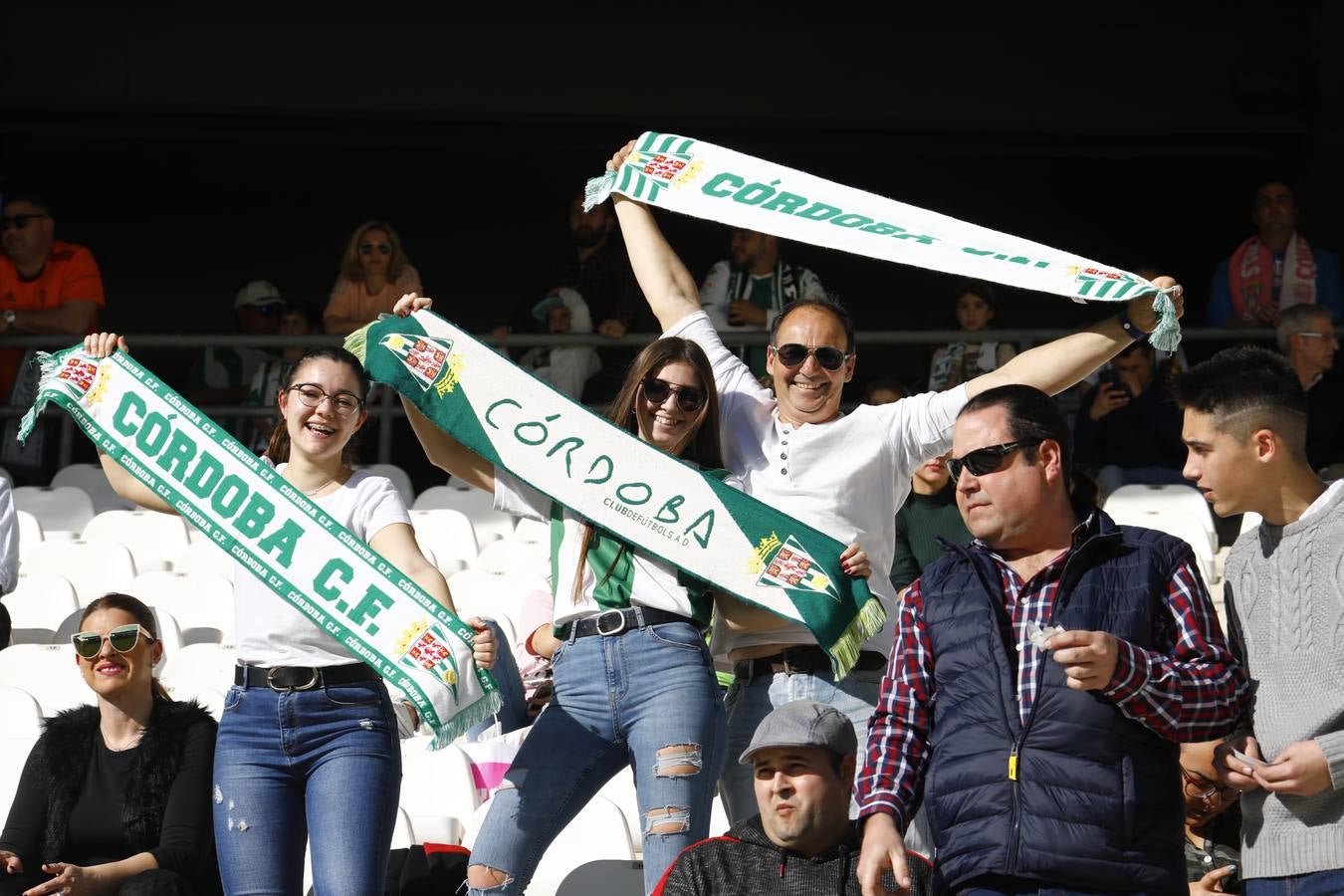 El ambiente en el Córdoba CF-Sevilla Atlético, en imágenes