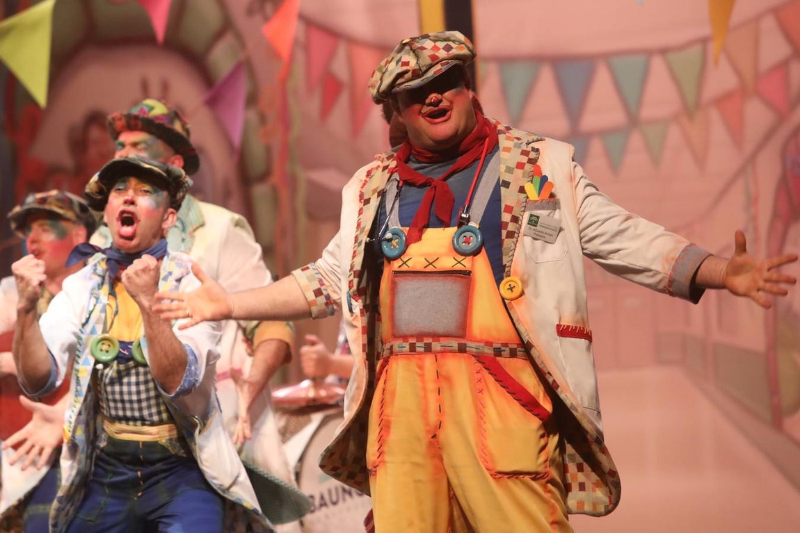 FOTOS: Comparsa Los tocaos del ala en el COAC 2020