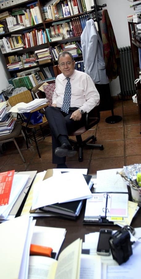 En imágenes, recuerdos de la vida del profesor de la UCO Enrique Aguilar