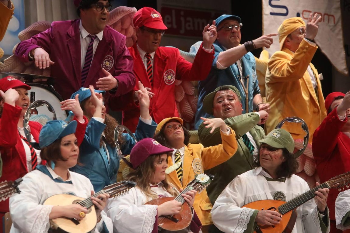 FOTOS: Coro de Procopio y El Chapa &#039;Gloria bendita&#039; en el COAC 2020