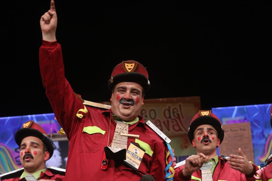 FOTOS: Chirigota Noche en el museo en el COAC 2020