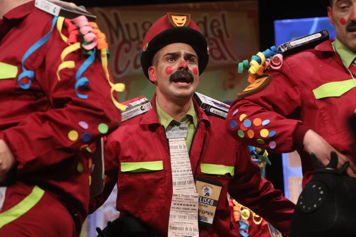 FOTOS: Chirigota Noche en el museo en el COAC 2020