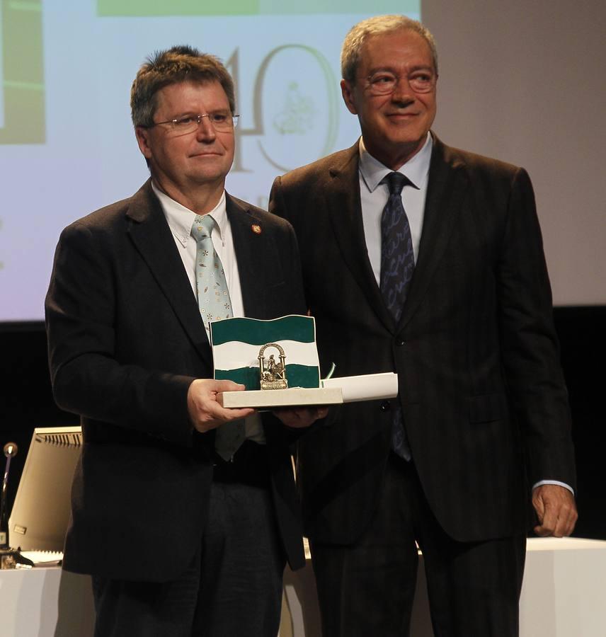 Entrega de «Banderas de Andalucía» de la provincia de Sevilla